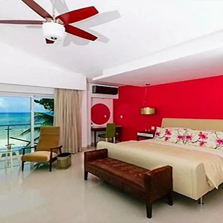 Luxury Beachfront Villa In Cozumel - Cortesstars